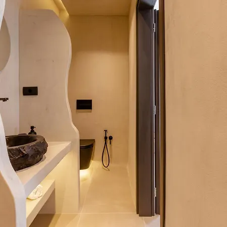 Lackos Luxury Apartment *