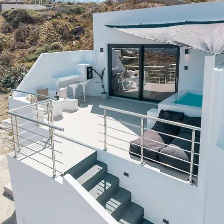 Lackos Luxury * Imerovigli (Santorini)