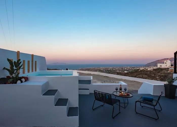 Lackos Luxury * Imerovigli (Santorini)