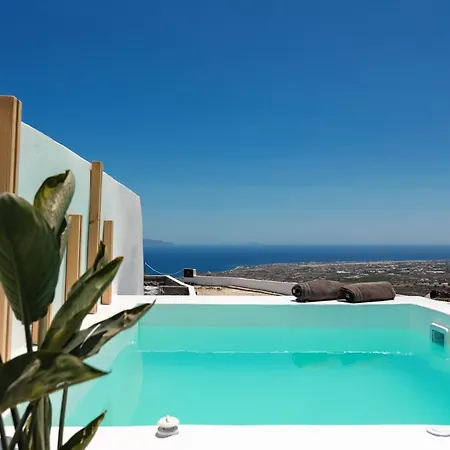 Lackos Luxury Apartment