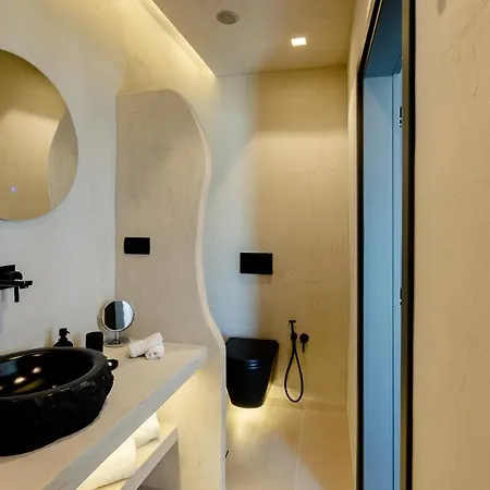 Lägenhet Lackos Luxury