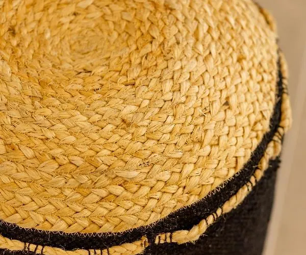 Lackos Luxury إيميروفيغلي